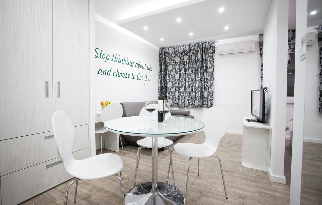Apartment 4 You In سبليت الغرفة الصورة